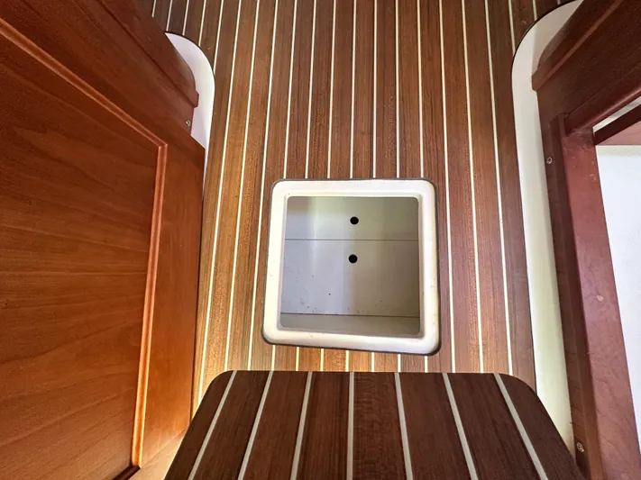 Katahdin Yacht Photos Pics 