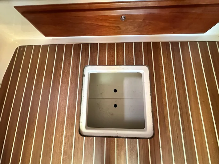 Katahdin Yacht Photos Pics 