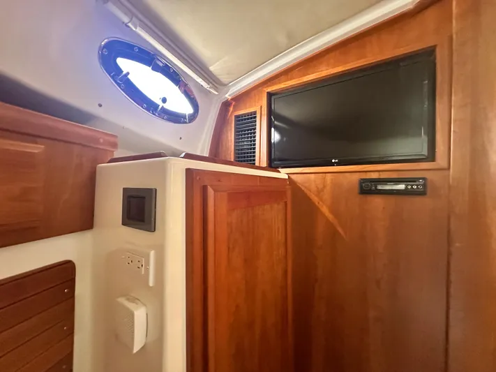 Katahdin Yacht Photos Pics 