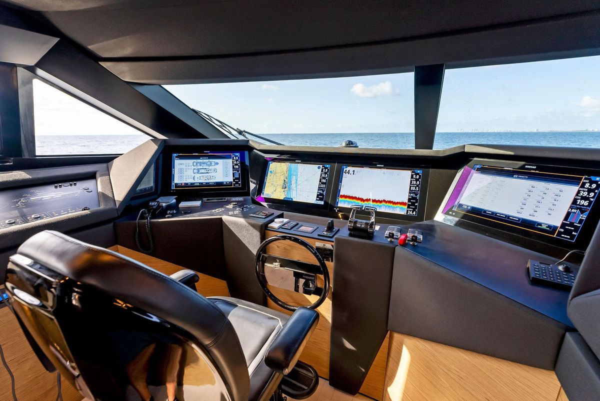 2020 Ferretti Yachts 92 