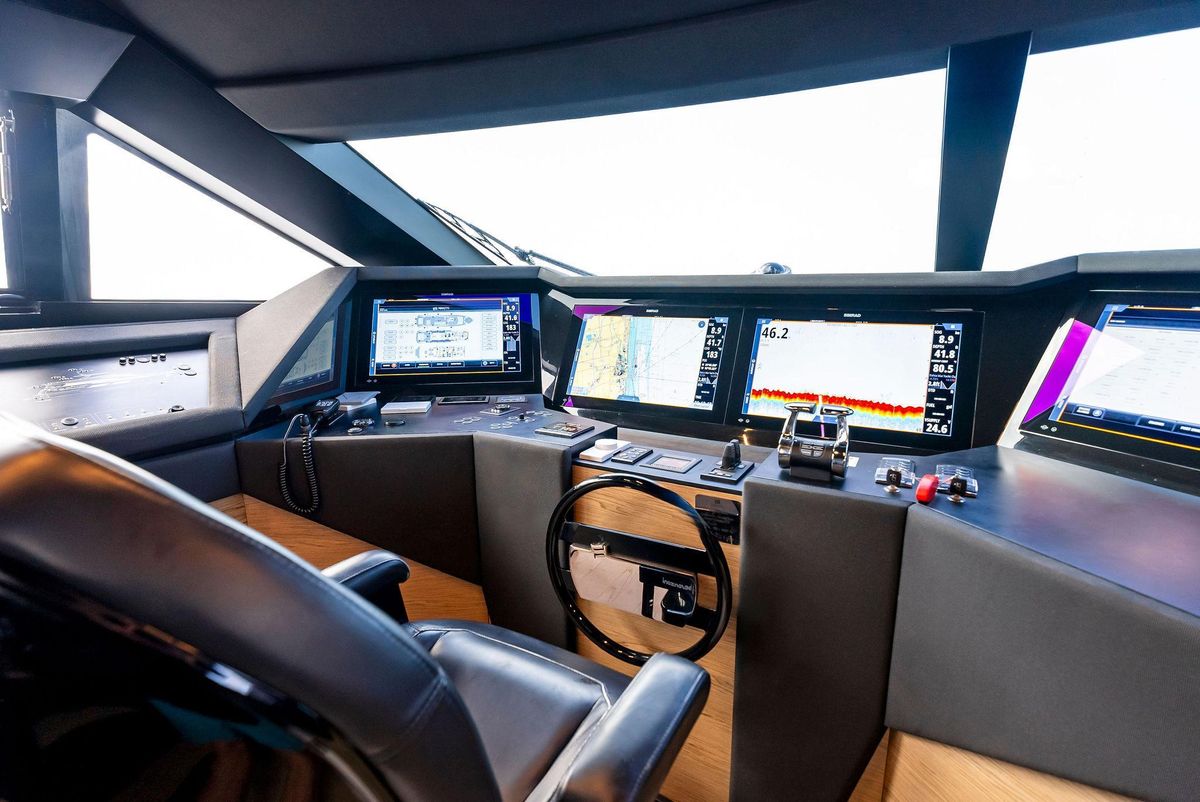 2020 Ferretti Yachts 92 