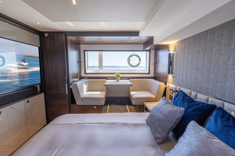  Yacht Photos Pics 2024 Sunseeker Manhattan 55 - Image 45