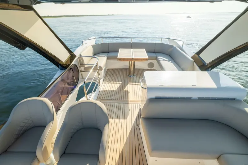  Yacht Photos Pics 2024 Sunseeker Manhattan 55 - Image 74