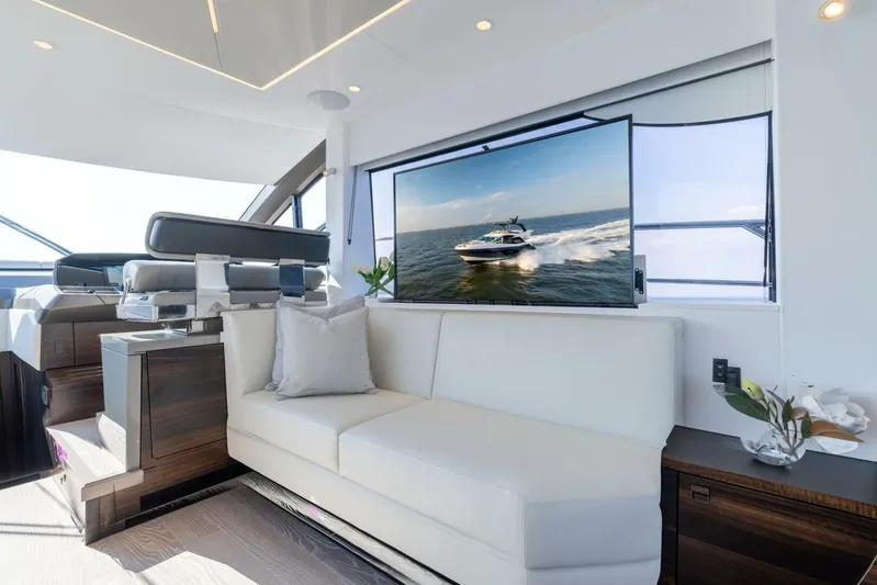  Yacht Photos Pics 2024 Sunseeker Manhattan 55 - Image 28