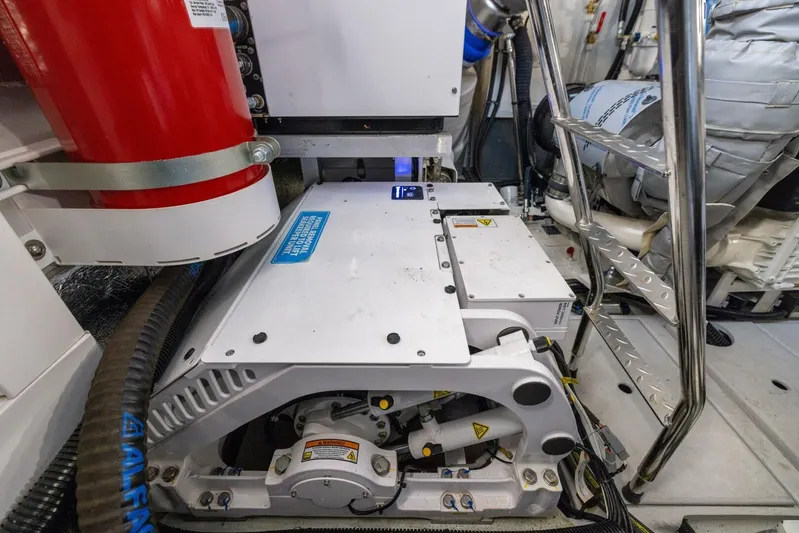  Yacht Photos Pics 2024 Sunseeker Manhattan 55 - Image 88