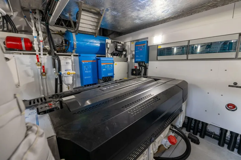  Yacht Photos Pics 2024 Sunseeker Manhattan 55 - Image 85