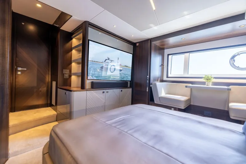  Yacht Photos Pics 2024 Sunseeker Manhattan 55 - Image 51