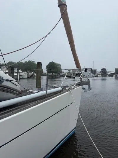 Jet Stream Yacht Photos Pics Sailboat docked in marina, Wauquiez Centurion 45s, 2003 model, overcast day.