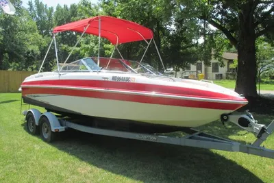 Glastron GT 205