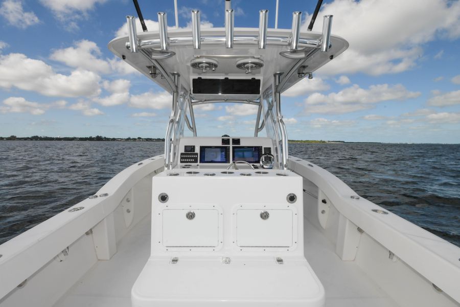 2019 Ocean Master 336 Center Console