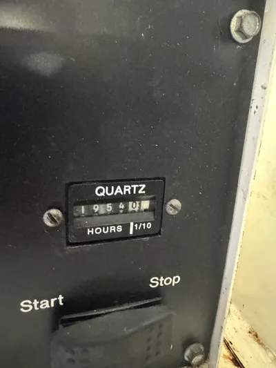  Yacht Photos Pics Hour meter on 1996 Viking 50 Convertible boat, showing 9540 hours.