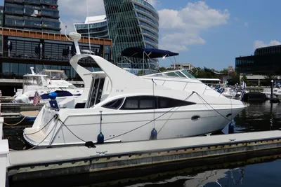 Carver 36 Mariner