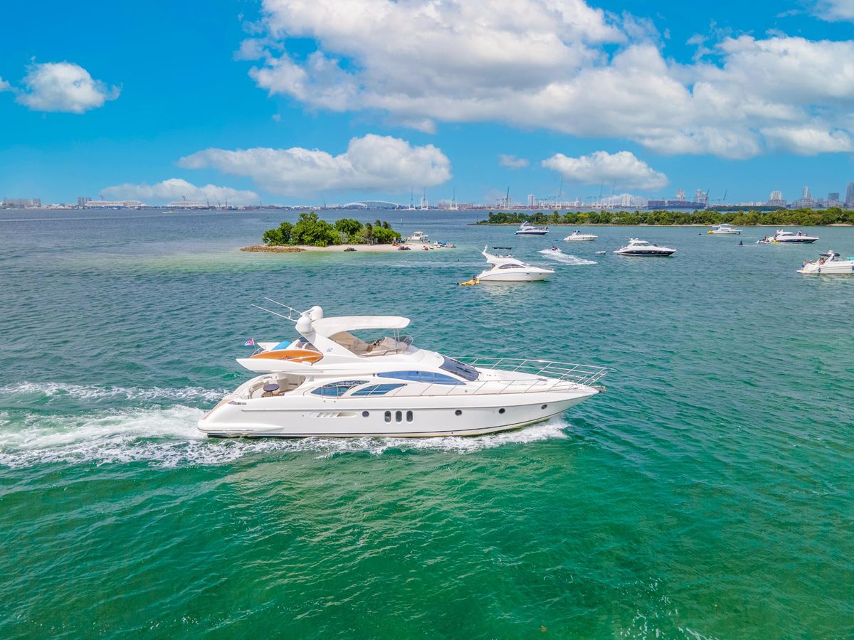 2004 Azimut 62 