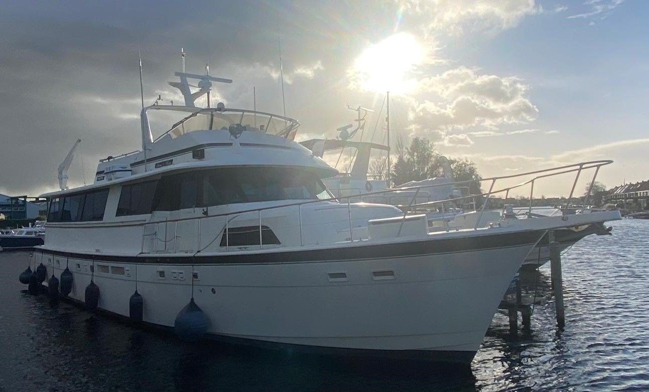 1986 Hatteras 70 Fly ( Varend Woonschip )