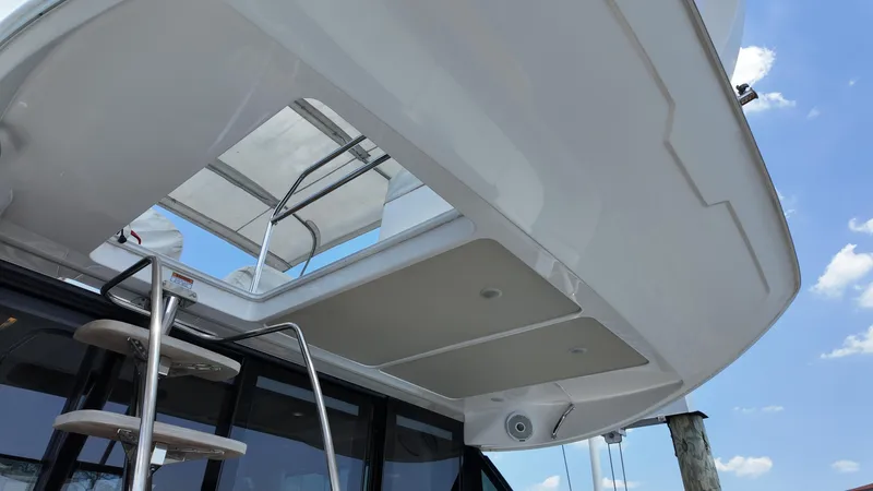 Ramble On Yacht Photos Pics 