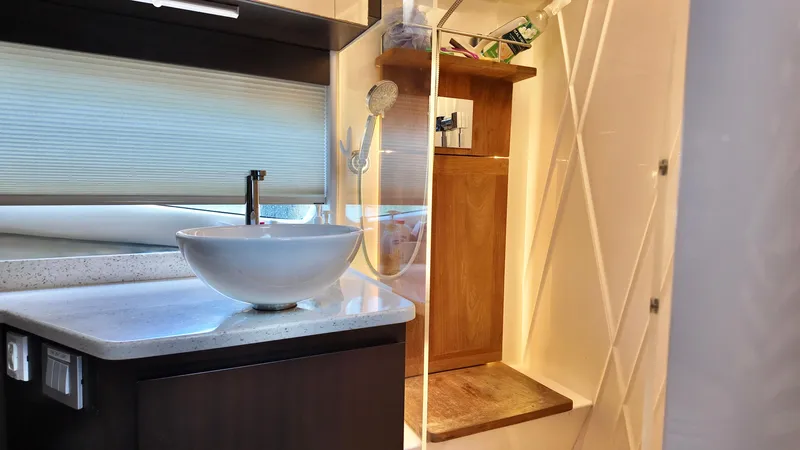 Ramble On Yacht Photos Pics 