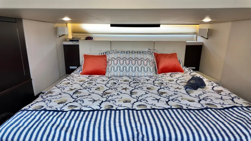 Ramble On Yacht Photos Pics 