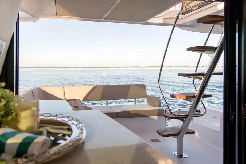 Ramble On Yacht Photos Pics 