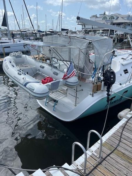 2006 Hunter Deck Salon