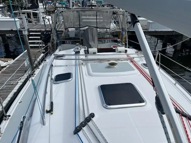 Honu Yacht Photos Pics 