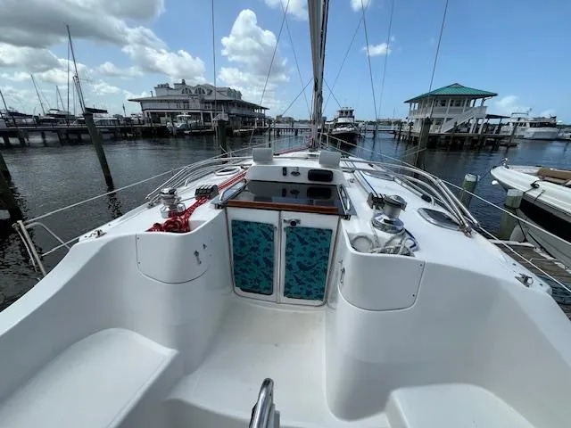 Honu Yacht Photos Pics 