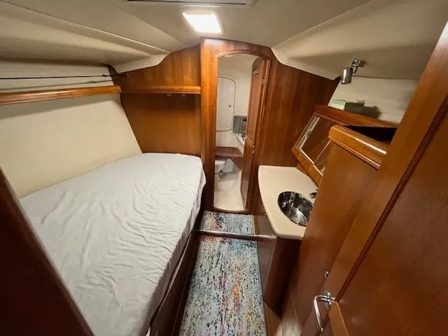 Honu Yacht Photos Pics 