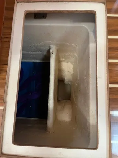 Honu Yacht Photos Pics 