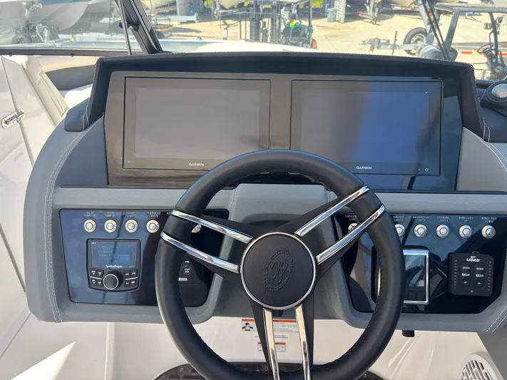  Yacht Photos Pics 2021 Cobalt 30 Sc - Image 23