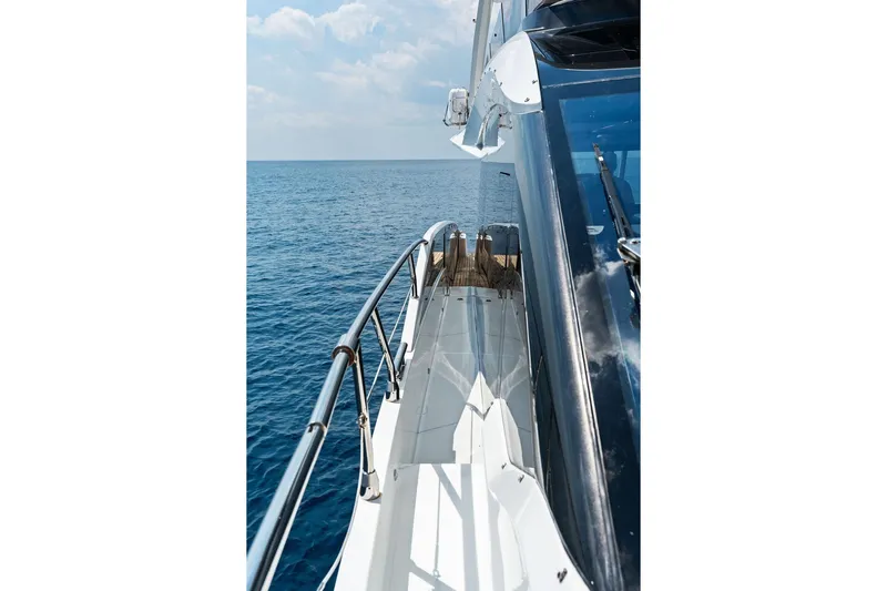 Triple T Yacht Photos Pics 2022 Galeon 640 Fly yacht deck with ocean view and clear skies.
