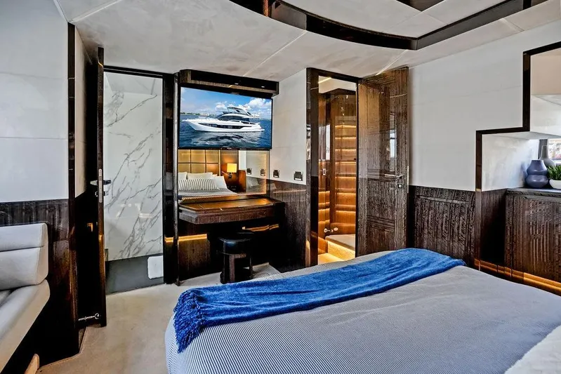 Triple T Yacht Photos Pics Luxurious interior of 2022 Galeon 640 Fly yacht with modern design and elegant furnishings.