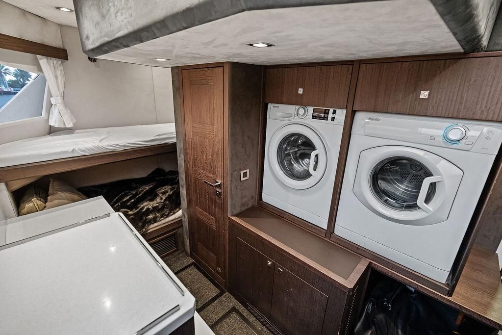 2022 Galeon 64 