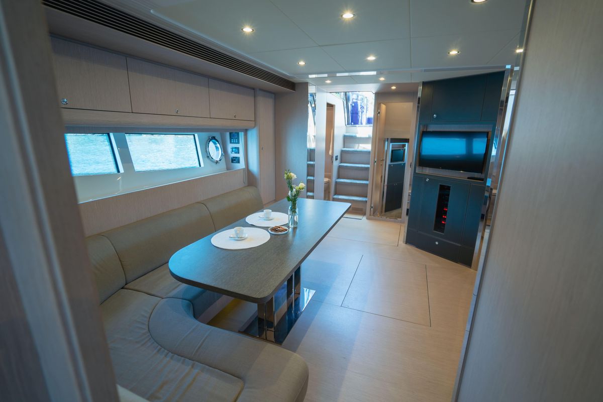 2015 Riva 64 
