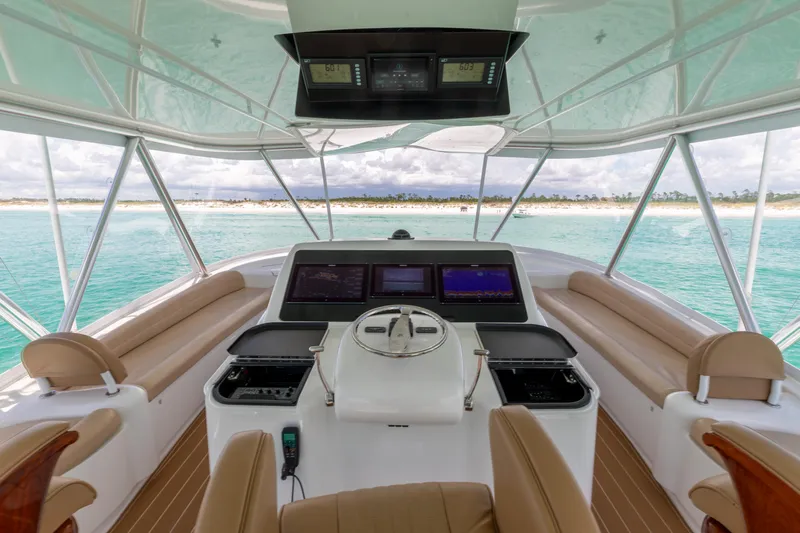Smooth Ride Yacht Photos Pics 2015 Viking 70 Convertible  Helm