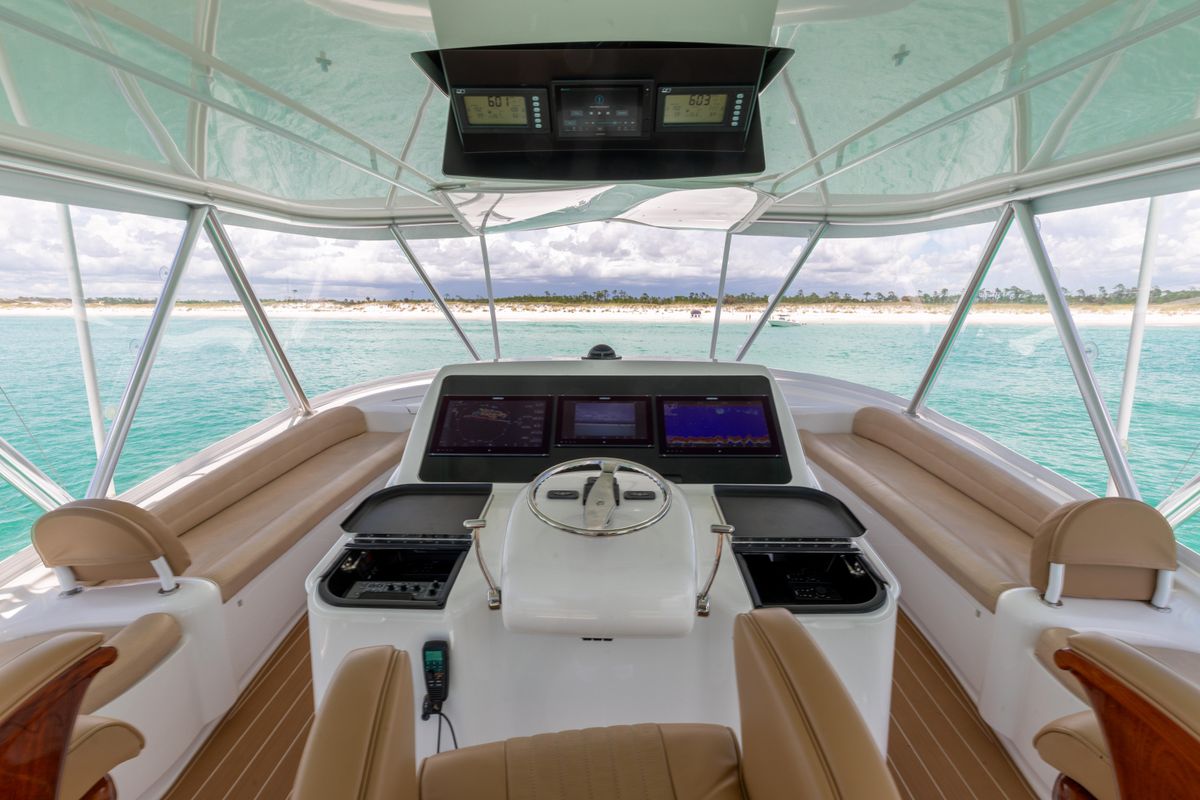 2015 Viking 70 