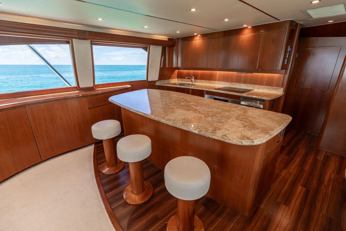 2015 Viking 70 