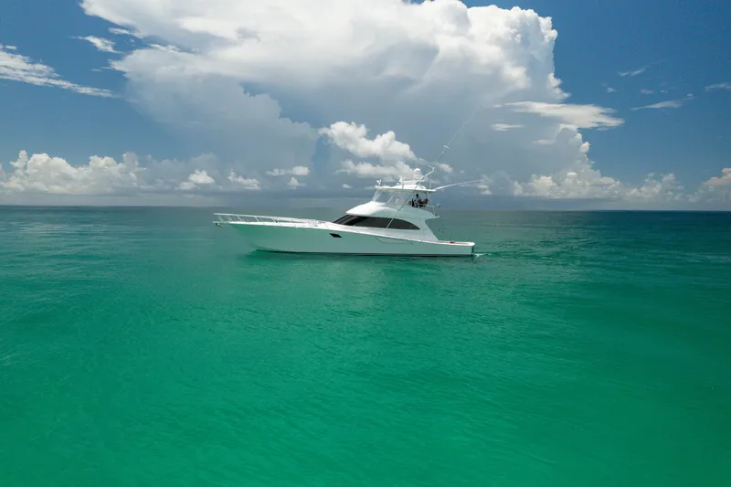 Smooth Ride Yacht Photos Pics 2015 Viking 70 Convertible