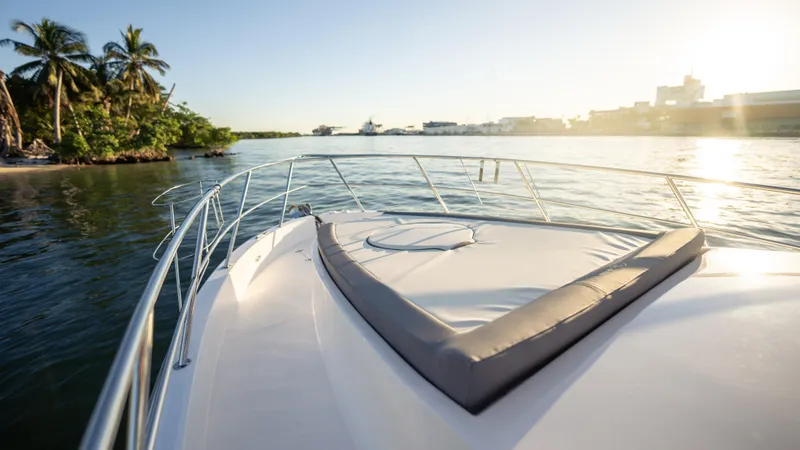  Yacht Photos Pics Luxury SeaWell 290XL yacht cruising near tropical island, 2025 model.