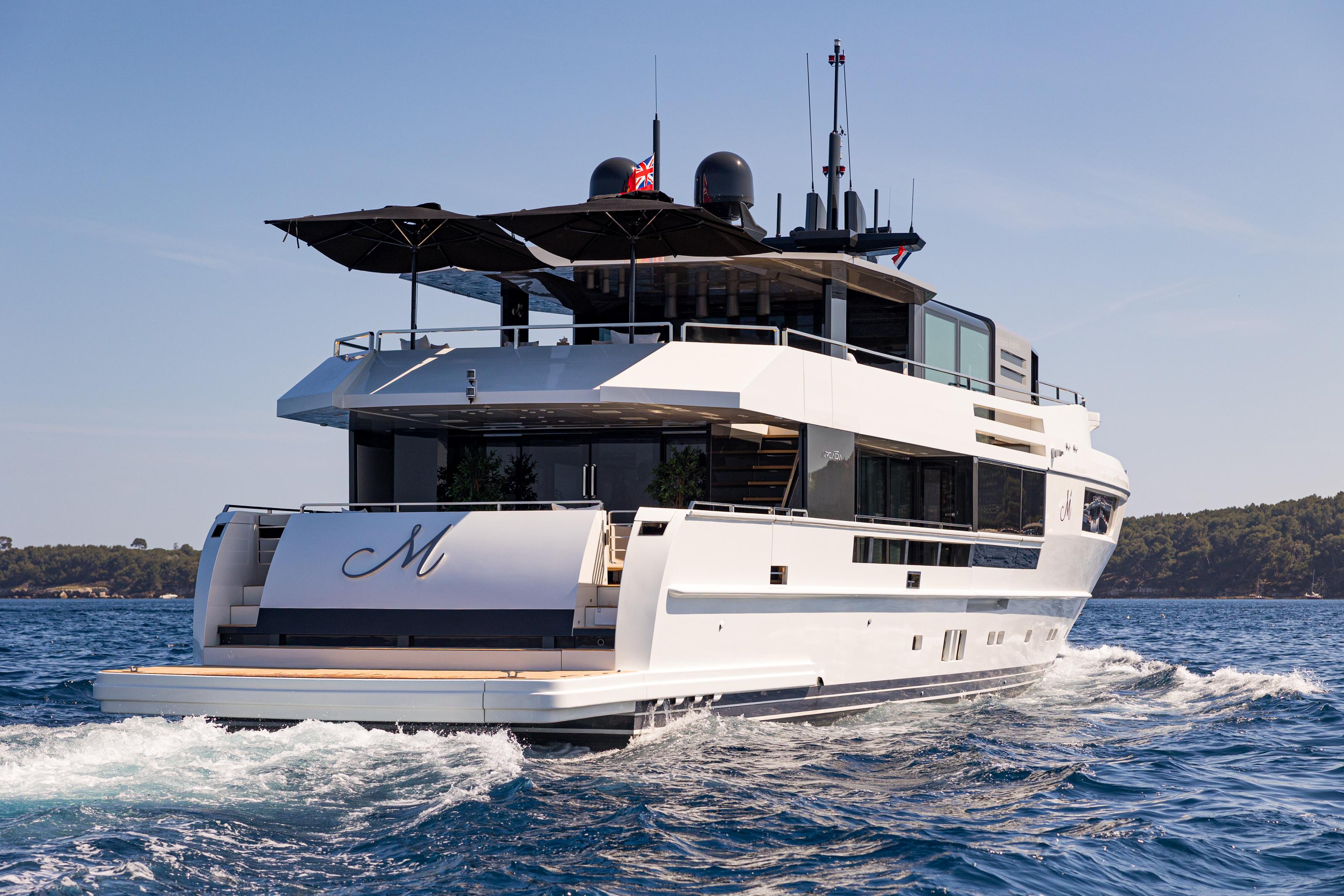 2014 Arcadia Yachts A115