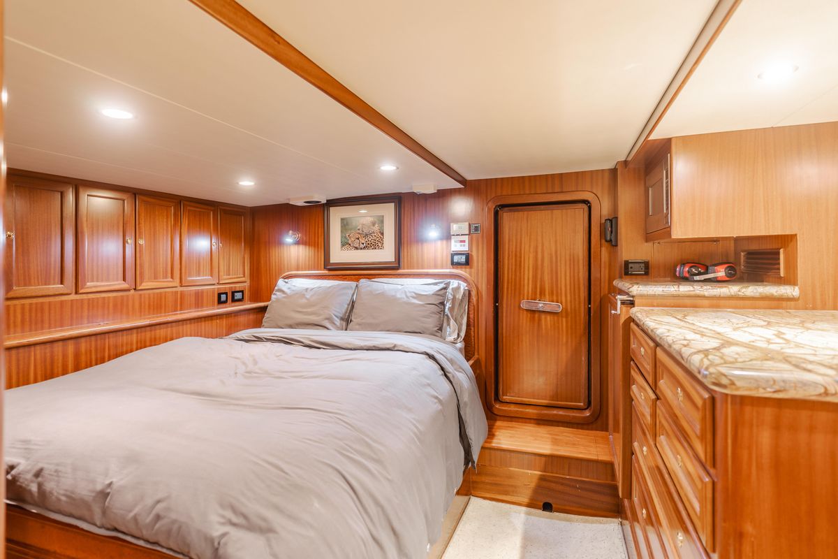 2007 Grand Alaskan 88 