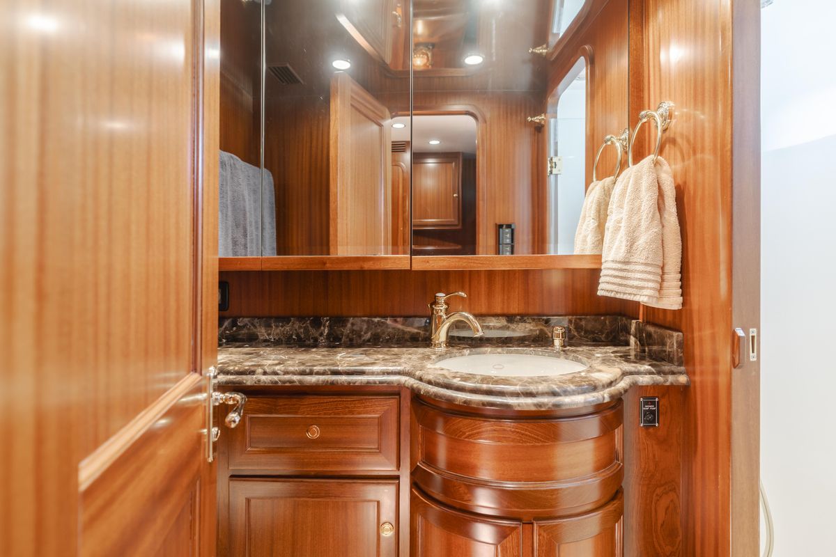 2007 Grand Alaskan 88 