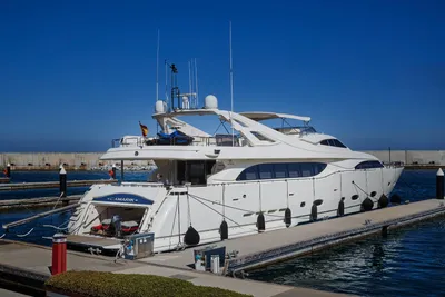 2006 Ferretti Yachts Custom Line 112