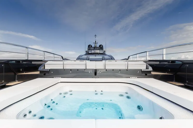  Yacht Photos Pics RIVA 130' BELLISSIMA