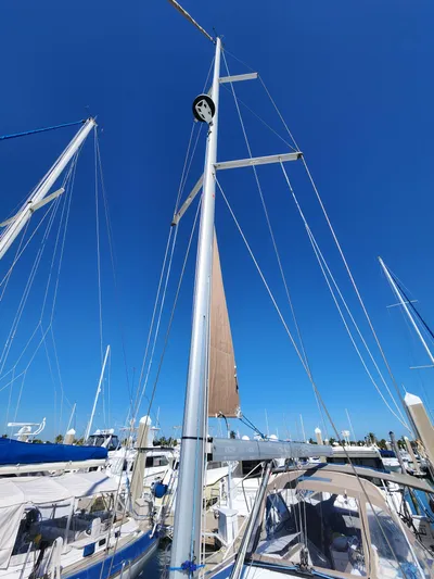 Air 2 Air Yacht Photos Pics 