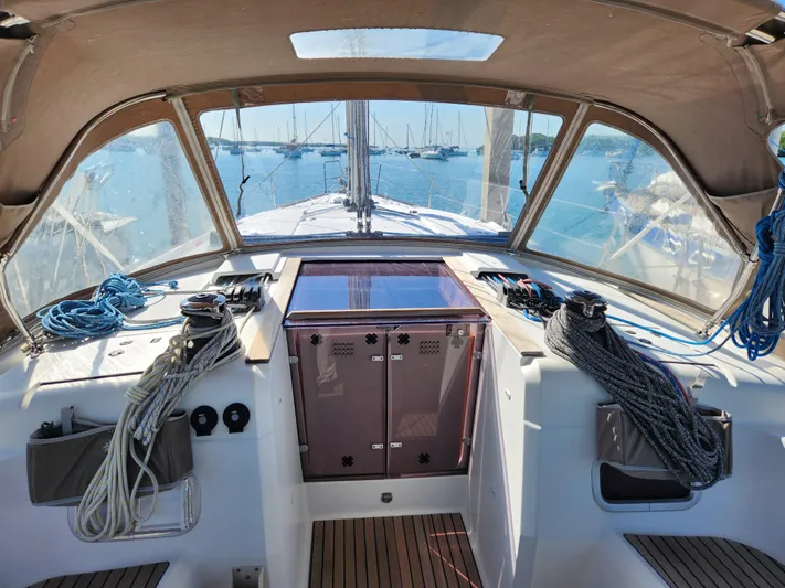 Air 2 Air Yacht Photos Pics 