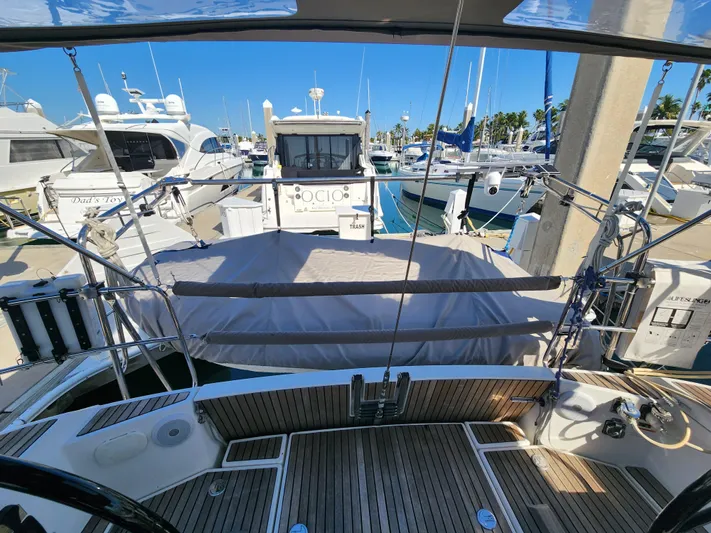 Air 2 Air Yacht Photos Pics 