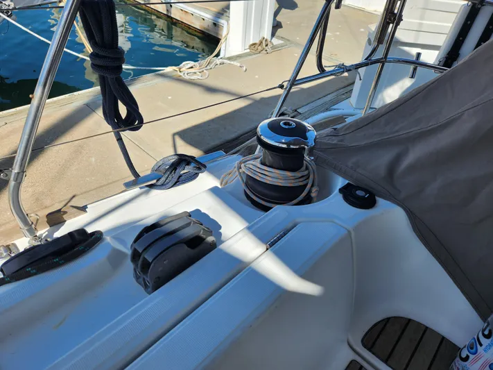 Air 2 Air Yacht Photos Pics 