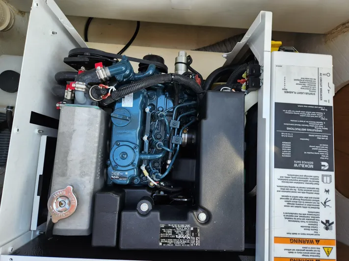 Air 2 Air Yacht Photos Pics 