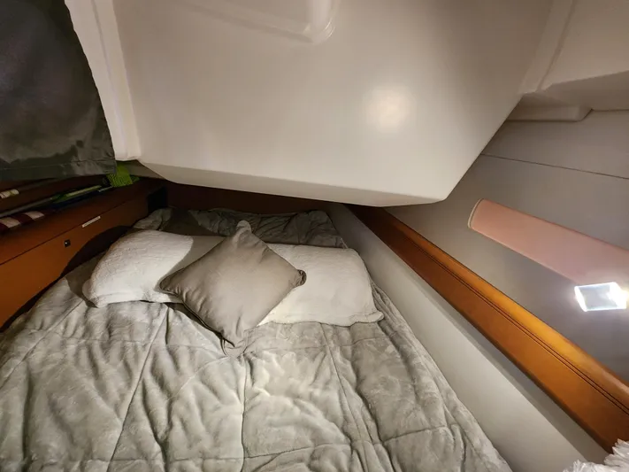 Air 2 Air Yacht Photos Pics 