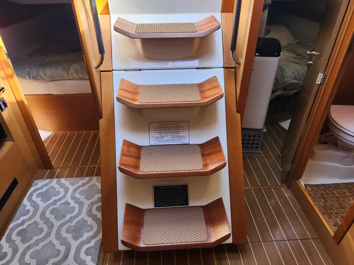 Air 2 Air Yacht Photos Pics 