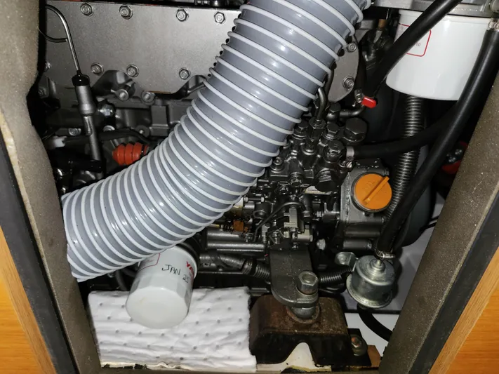 Air 2 Air Yacht Photos Pics 